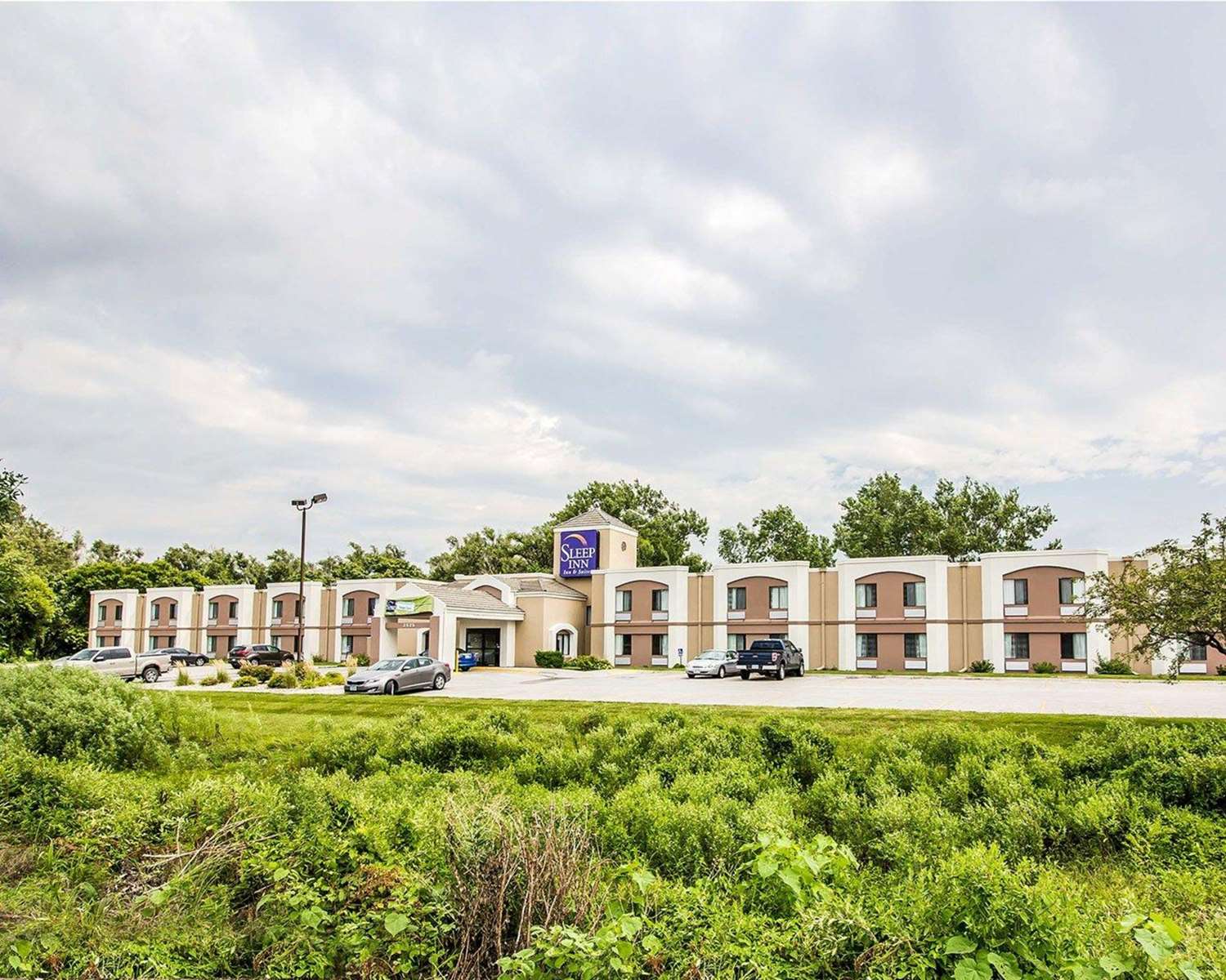 Hotel SLEEP INN & SUITES AIRPORT