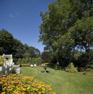 Hotel WHISTLING SWAN INN