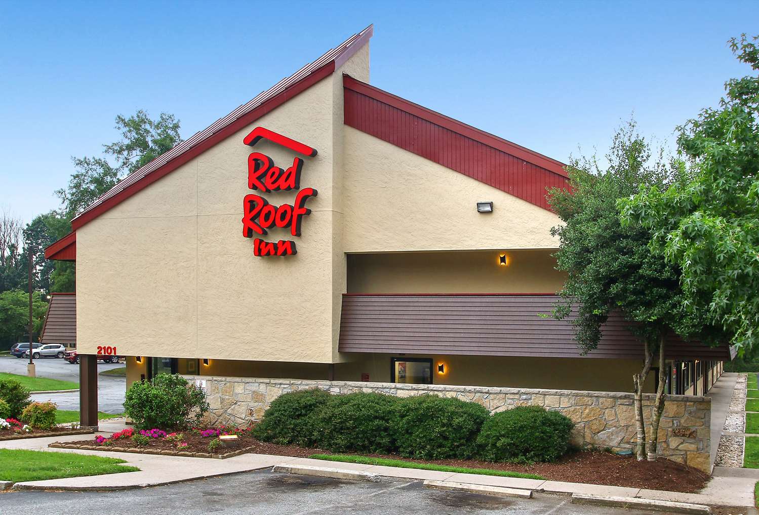 Hotel RED ROOF INN GREENSBORO COLISEUM