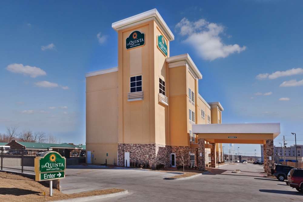Hotel LA QUINTA INN & SUITES TULSA - CATOOSA