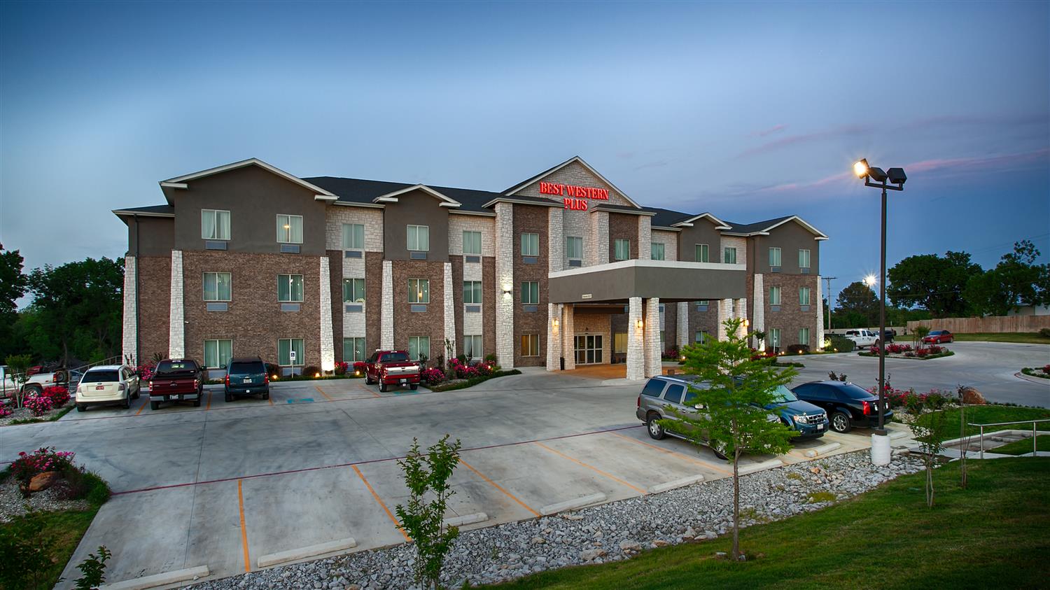 Hotel BEST WESTERN PLUS SAND BASS INN & SUITES