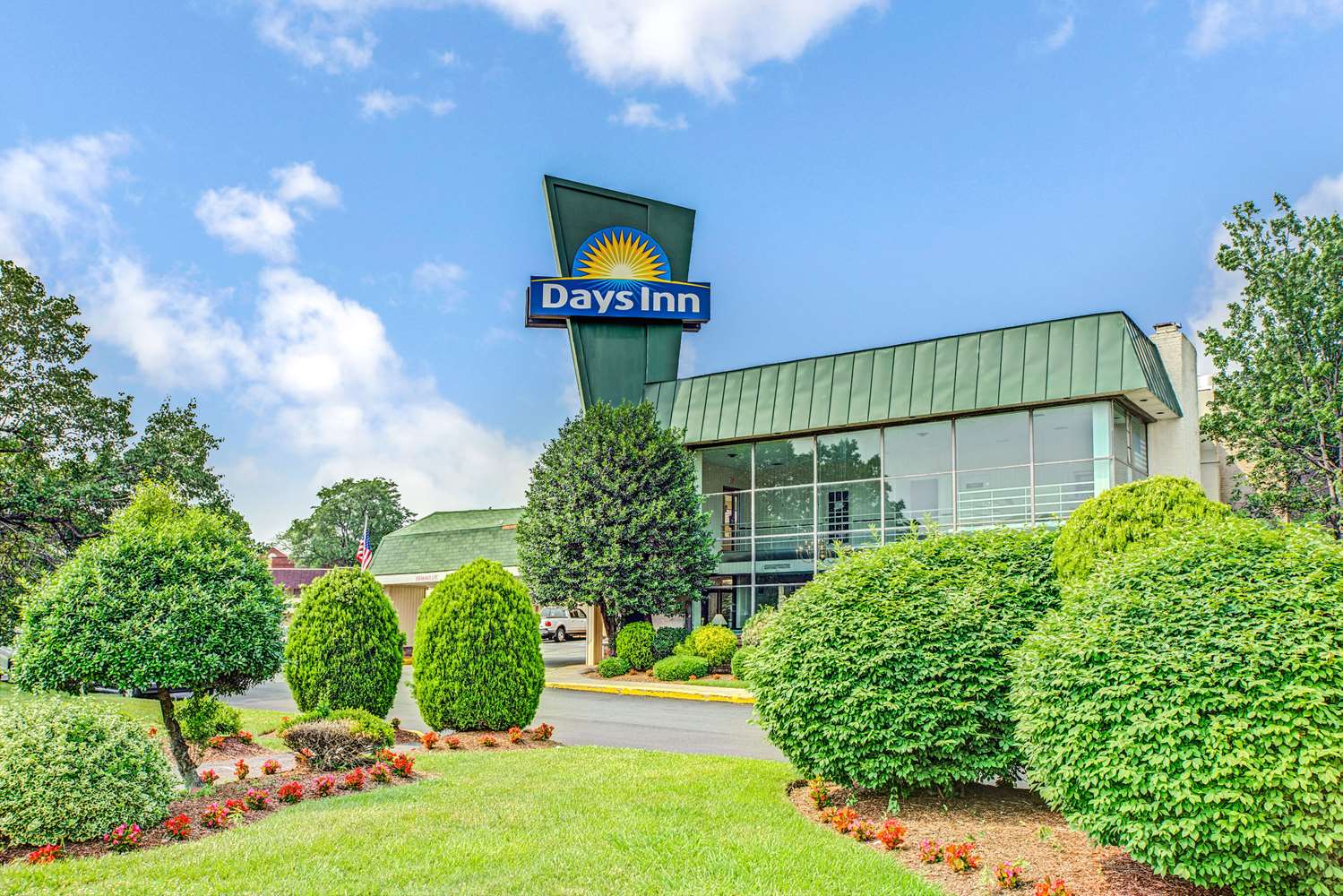 Hotel DAYS INN ARLINGTON/WASHINGTON DC
