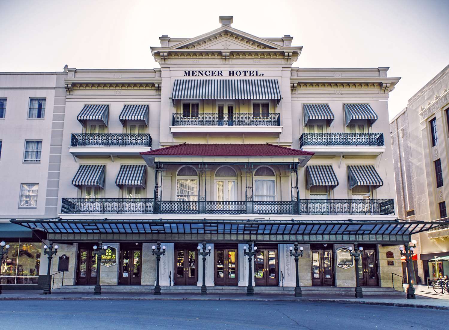 Hotel MENGER HOTEL