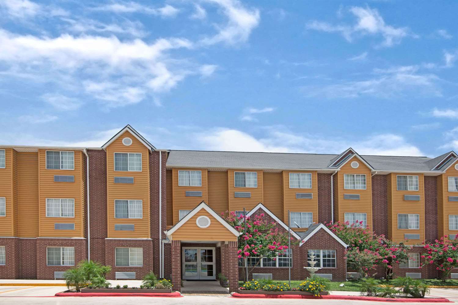 Hotel MICROTEL INN & SUITES BY WYNDHAM SAN ANTONIO DOWNTOWN NORTHE