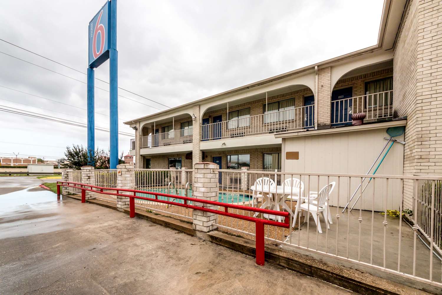 Hotel MOTEL 6 SAN ANTONIO SPLASHTOWN