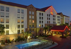 Hotel RED ROOF PLUS+ SAN ANTONIO DOWNTOWN-RIVERWALK