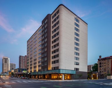 Hotel DOUBLETREE SUITES BY HILTON MINNEAPOLIS
