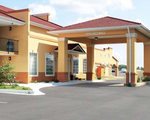 Hotel QUALITY INN & SUITES GREENVILLE