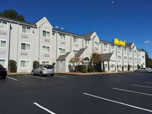 Hotel AMERICAS BEST INN AND SUITES BIRMINGHAM HOMEWOOD