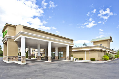 Hotel HOLIDAY INN PLATTSBURGH (ADIRONDACK AREA)