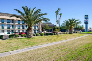 Hotel QUALITY INN PHOENIX NORTH I-17
