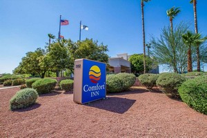 Hotel COMFORT INN I-10 WEST AT 51ST AVE