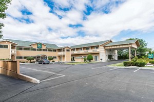 Hotel QUALITY INN SHELBURNE