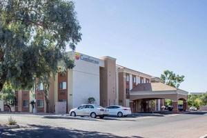 Hotel COMFORT INN & SUITES AT TALAVI