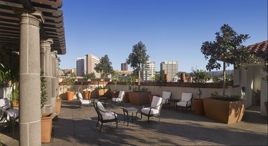 Hotel PLAZA LA REINA