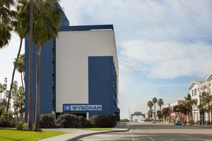 Hotel WYNDHAM SANTA MONICA AT THE PIER