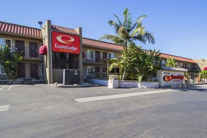Hotel ECONO LODGE INN & SUITES ESCONDIDO DOWNTOWN