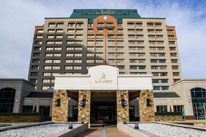 Hotel THE ANTLERS, A WYNDHAM HOTEL