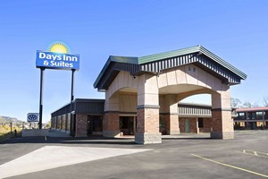 Hotel DAYS INN & SUITES BY WYNDHAM TRINIDAD