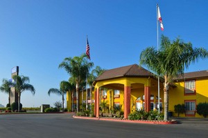 Hotel AMERICAS BEST VALUE INN AND SUITES MADERA