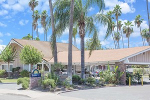 Hotel DAYS INN FRESNO CENTRAL