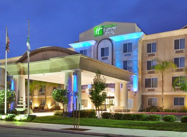 Hotel HOLIDAY INN EXPRESS & SUITES FRESNO (RIVER PARK) HWY 41