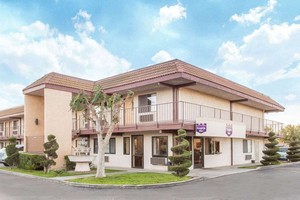 Hotel KNIGHTS INN MADERA