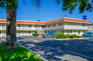 Hotel RODEWAY INN FRESNO