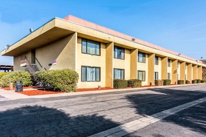 Hotel RODEWAY INN & SUITES FRESNO