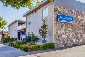 Hotel TRAVELODGE BY WYNDHAM, FRESNO YOSEMITE AREA