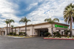 Hotel WYNDHAM GARDEN FRESNO AIRPORT