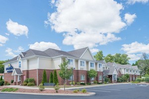 Hotel MICROTEL INN & SUITES BY WYNDHAM CHILI/ROCHESTER AIRPORT
