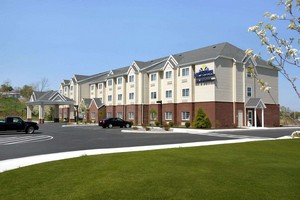 Hotel MICROTEL INN & SUITES BY WYNDHAM GENEVA