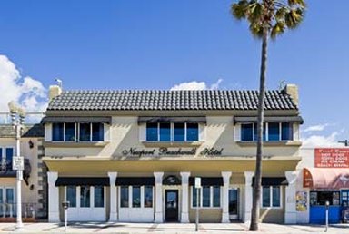 Hotel NEWPORT BEACH HOTEL