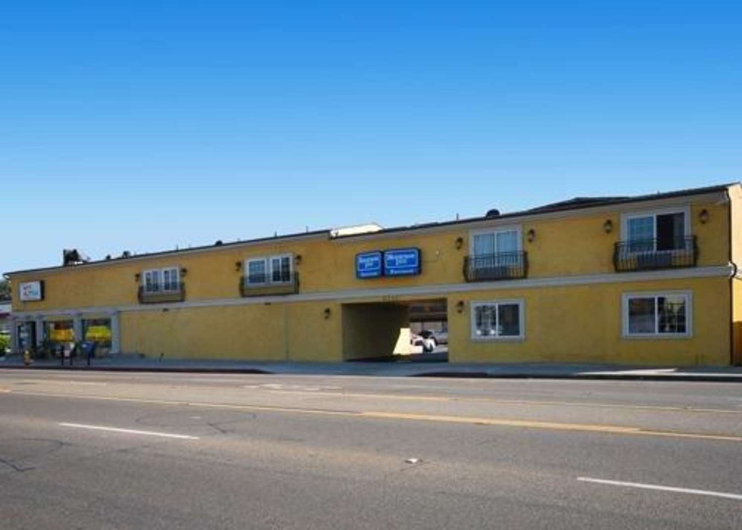 Hotel RODEWAY INN NEAR LA LIVE