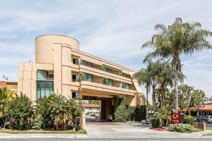 Hotel ECONO LODGE INN & SUITES