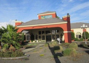 Hotel QUALITY INN SANTA NELLA