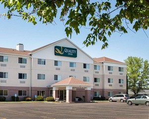 Hotel QUALITY INN BROOKLYN CENTER