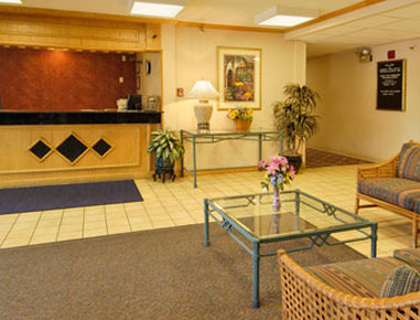 Hotel NORWOOD INN AND SUITES