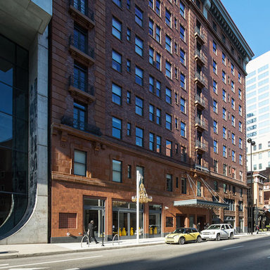Hotel 21C MUSEUM HOTEL CINCINNATI