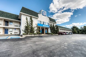 Hotel MOTEL 6 NEW LONDON - NIANTIC