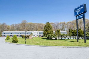 Hotel RODEWAY INN WATERFORD
