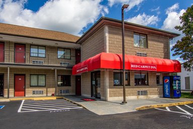 Hotel RED CARPET INN NORWALK
