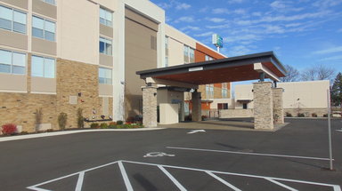 Hotel HOLIDAY INN EXPRESS & SUITES WAPAKONETA