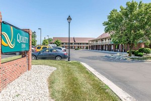 Hotel QUALITY INN FINDLAY
