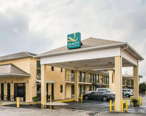 Hotel QUALITY INN LIVE OAK