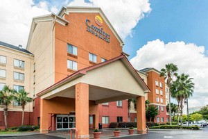 Hotel COMFORT INN & SUITES CONVENTION CENTER