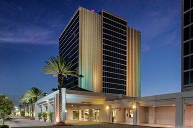 Hotel DOUBLETREE BY HILTON AT THE ENTRANCE TO UNIVERSAL ORLANDO