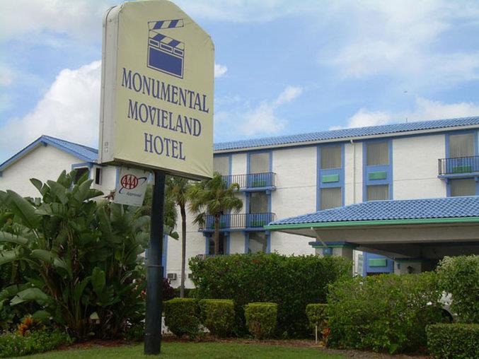Hotel MONUMENTAL MOVIELAND HOTEL