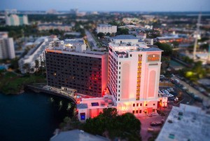 Hotel RAMADA PLAZA BY WYNDHAM ORLANDO RESORT & SUITES INTL DRIVE